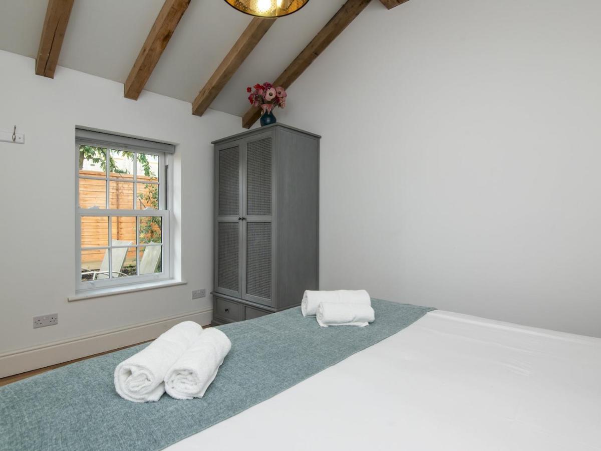 Pass The Keys Charming Garden Cottage With Parking Bath Ngoại thất bức ảnh
